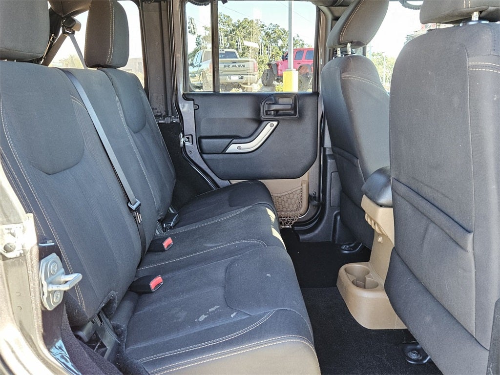 2016 Jeep Wrangler Unlimited Sahara