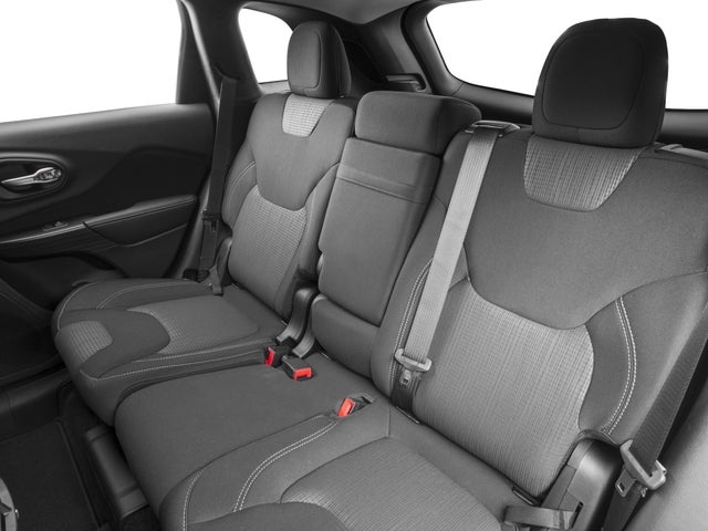 2018 Jeep Cherokee Latitude Tech Connect FWD