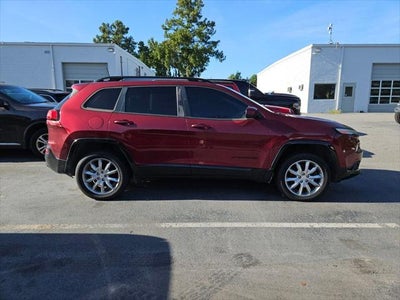2018 Jeep Cherokee Latitude Tech Connect FWD