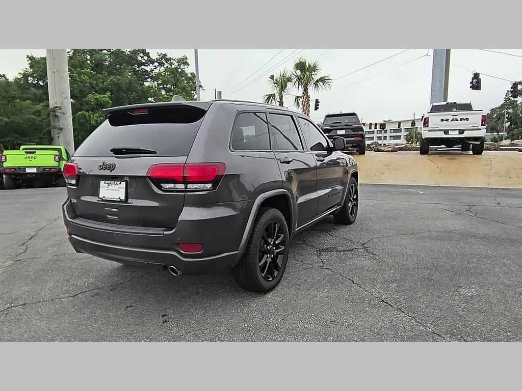 2020 Jeep Grand Cherokee Altitude 4x2