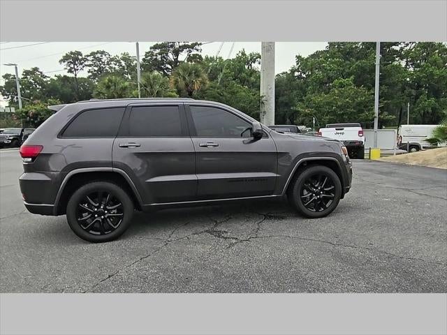 2020 Jeep Grand Cherokee Altitude 4x2