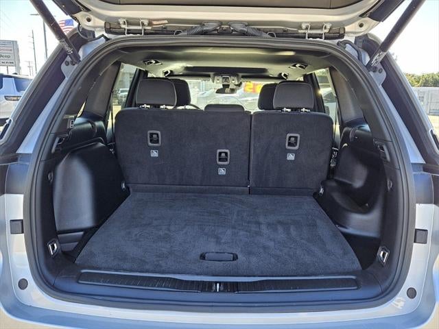 2025 Jeep Grand Cherokee Laredo X 4x2