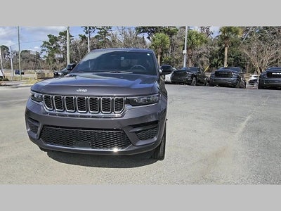 2025 Jeep Grand Cherokee Laredo X 4x2