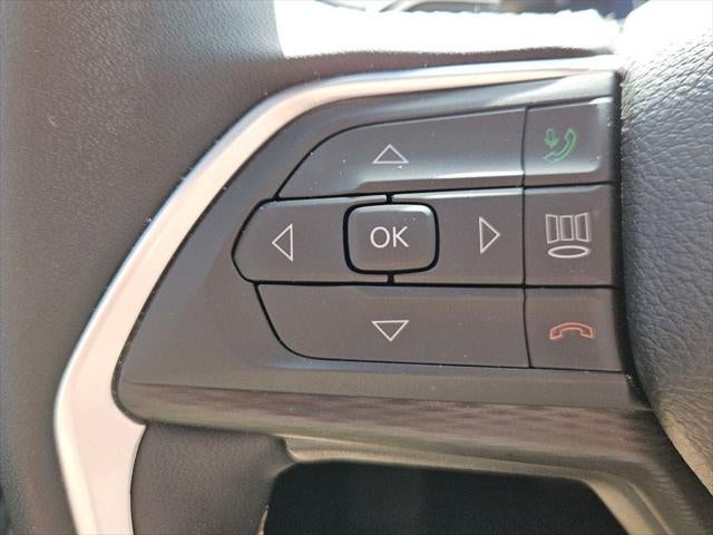 2025 Jeep Grand Cherokee Laredo X 4x2