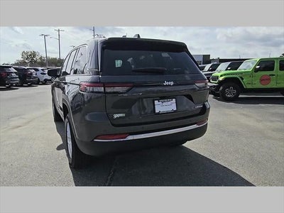 2025 Jeep Grand Cherokee Laredo X 4x2