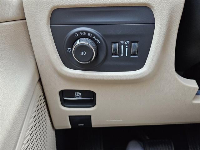 2024 Jeep Grand Cherokee Limited 4x2