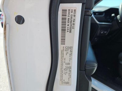 2023 Jeep Grand Cherokee Laredo 4x4