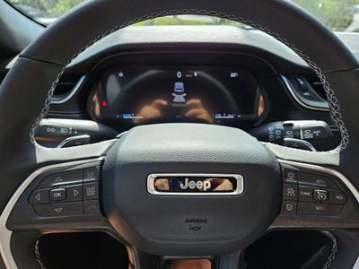 2024 Jeep Grand Cherokee L Laredo