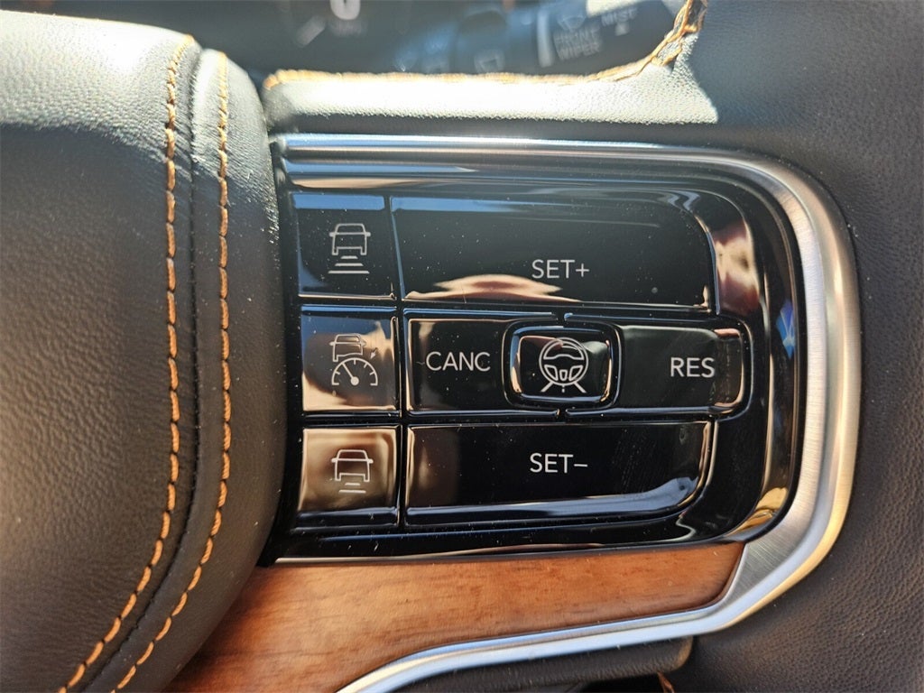 2024 Jeep Grand Wagoneer L Series III 4x4