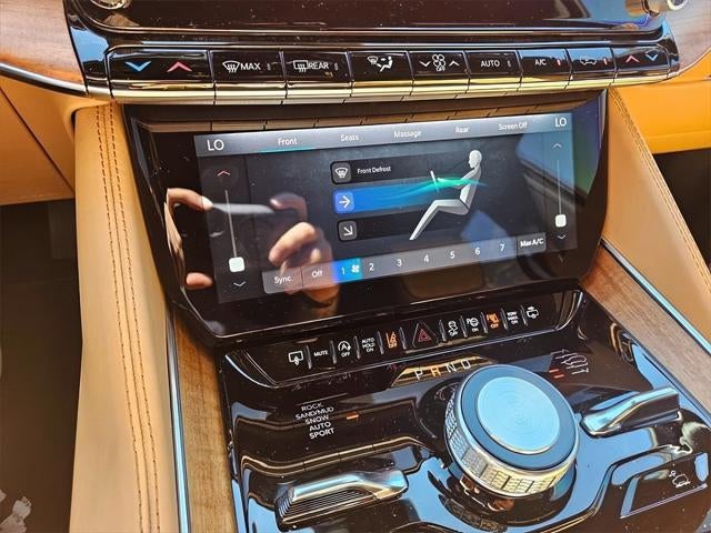 2024 Jeep Grand Wagoneer L Series III 4x4