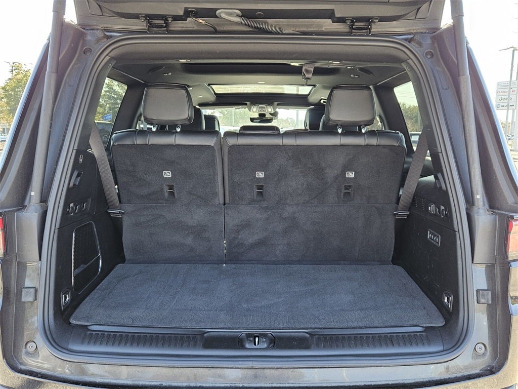 2023 Jeep Wagoneer Series II Carbide 4x2