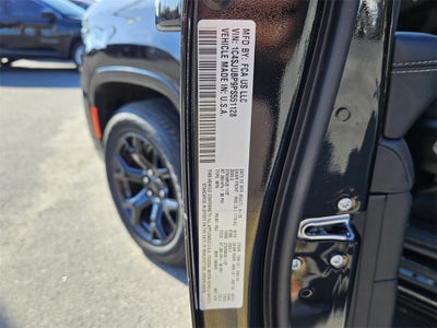 2023 Jeep Wagoneer Series II Carbide 4x2