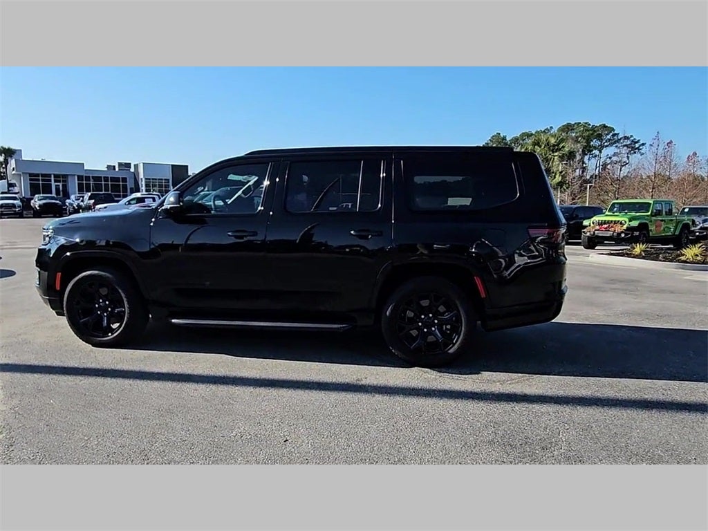 2023 Jeep Wagoneer Series II Carbide 4x2