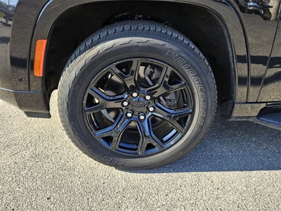 2023 Jeep Wagoneer Series II Carbide 4x2