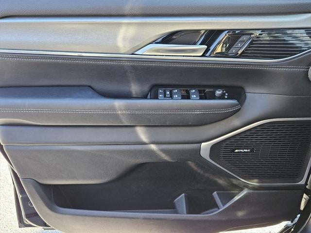 2023 Jeep Wagoneer Series II Carbide 4x2