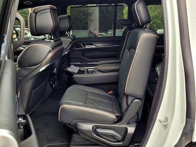 2024 Jeep Grand Wagoneer Series III Obsidian 4x4
