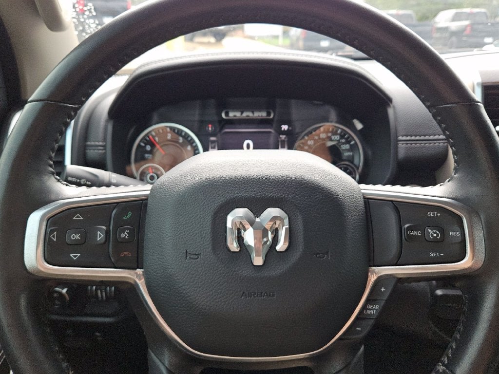 2022 RAM Ram 1500 Laramie Crew Cab 4x2 5'7' Box
