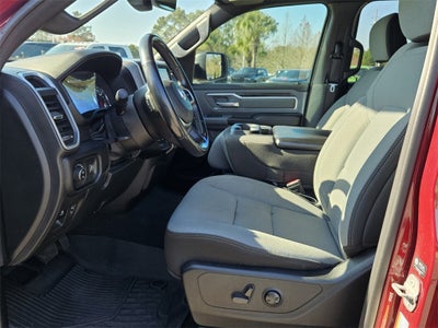 2022 RAM 1500 Big Horn Crew Cab 4x4 5'7' Box