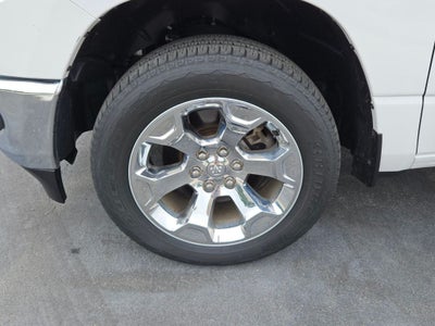 2022 RAM 1500 Big Horn Crew Cab 4x4 5'7' Box