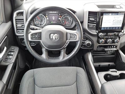 2022 RAM 1500 Big Horn Crew Cab 4x4 5'7' Box