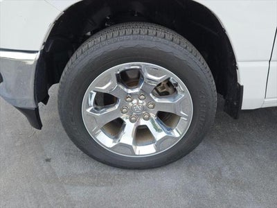2022 RAM 1500 Big Horn Crew Cab 4x4 5'7' Box