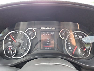 2025 RAM Ram 1500 Tradesman Crew Cab 4x4 5'7' Box