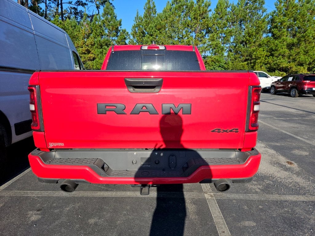 2025 RAM Ram 1500 Tradesman Crew Cab 4x4 5'7' Box