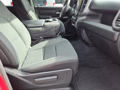 2025 RAM Ram 1500 Tradesman Crew Cab 4x4 5'7' Box