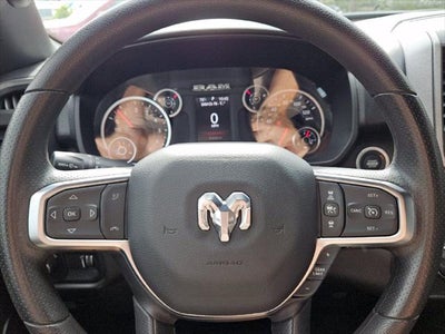 2025 RAM Ram 1500 Tradesman Crew Cab 4x4 5'7' Box