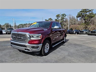 2022 RAM 1500 Laramie Crew Cab 4x4 5'7' Box