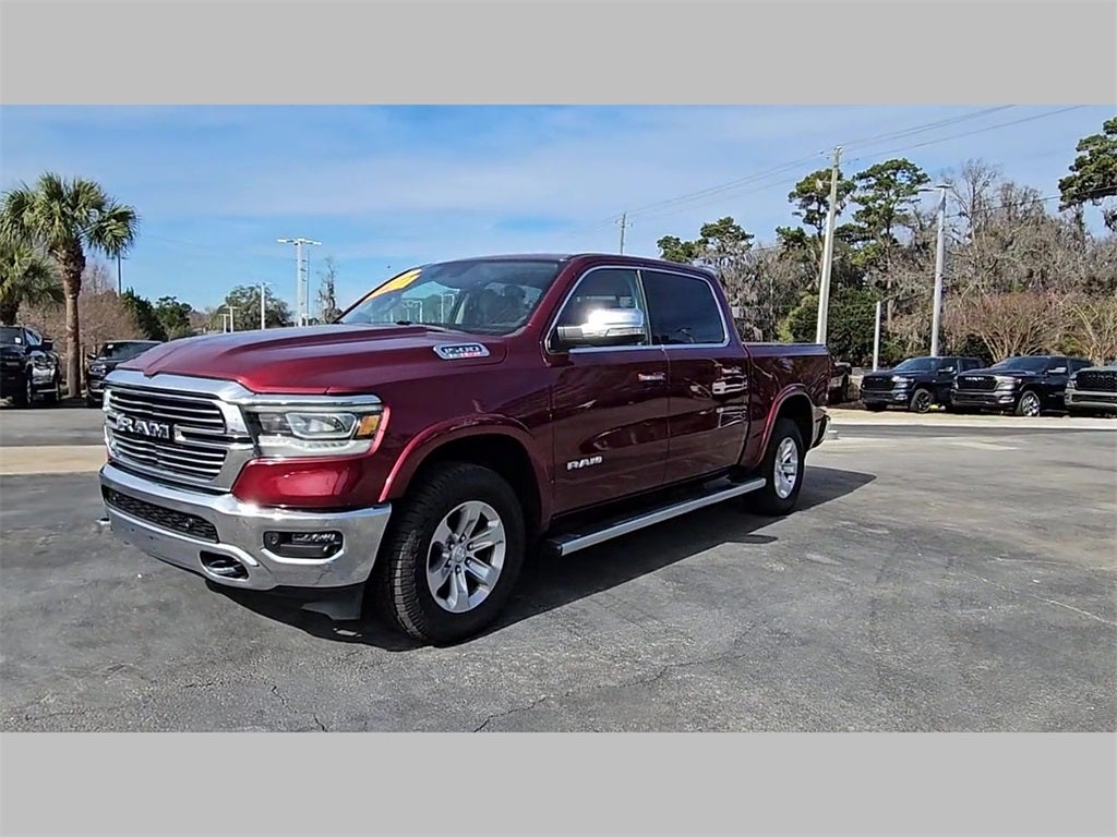 2022 RAM 1500 Laramie Crew Cab 4x4 5'7' Box