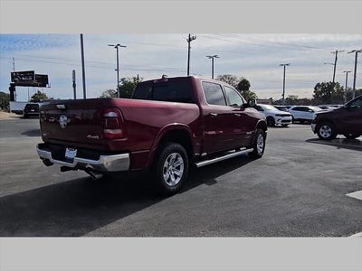 2022 RAM 1500 Laramie Crew Cab 4x4 5'7' Box