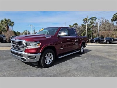 2022 RAM 1500 Laramie Crew Cab 4x4 5'7' Box