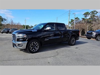 2025 RAM 1500 Laramie Crew Cab 4x4 5'7' Box