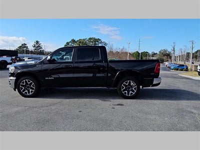 2025 RAM 1500 Laramie Crew Cab 4x4 5'7' Box