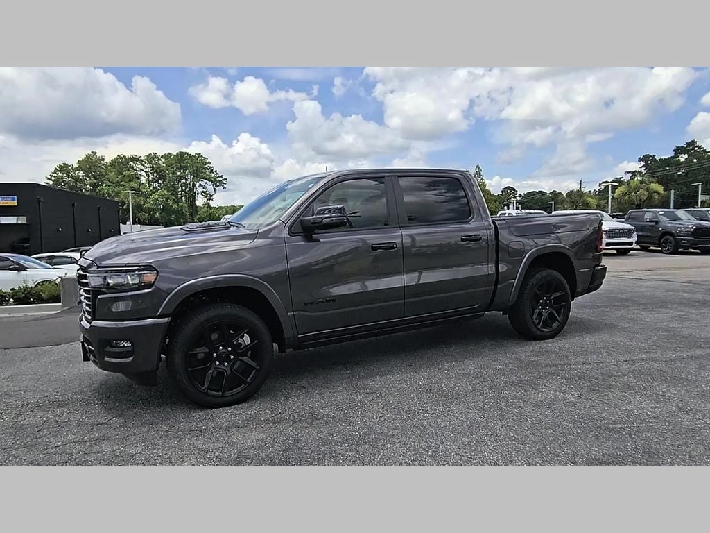 2026 RAM Ram 1500 Laramie Crew Cab 4x4 5'7' Box