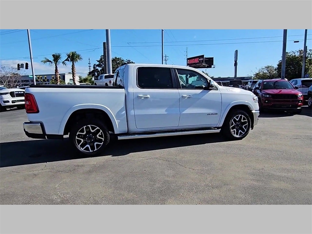 2025 RAM 1500 Laramie Crew Cab 4x4 5'7' Box