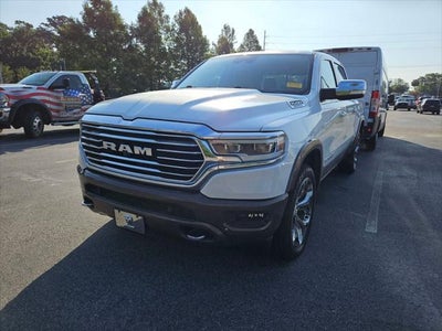 2020 RAM 1500 Laramie Longhorn Crew Cab 4x4 5'7' Box