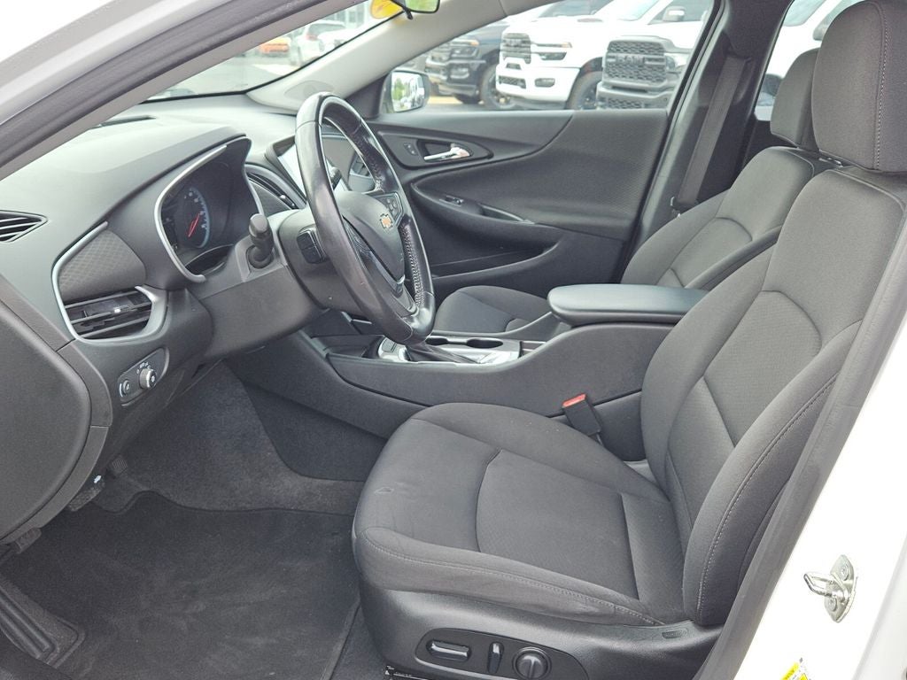 2020 Chevrolet Malibu FWD RS