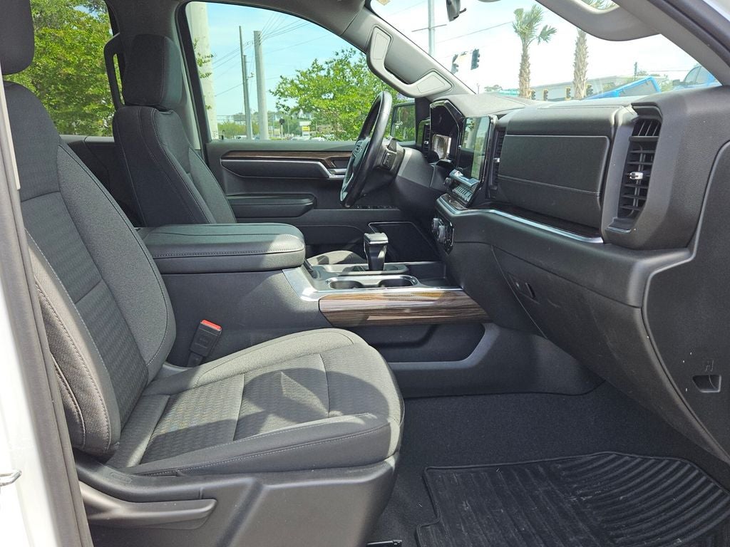 2023 Chevrolet Silverado 1500 4WD Crew Cab Short Bed RST