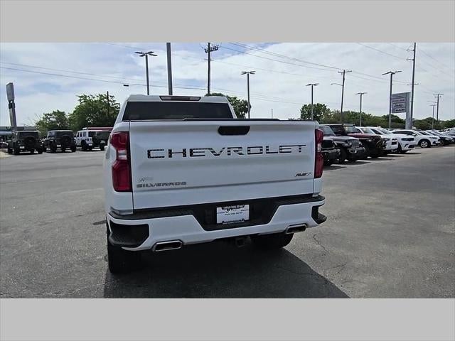 2023 Chevrolet Silverado 1500 4WD Crew Cab Short Bed RST