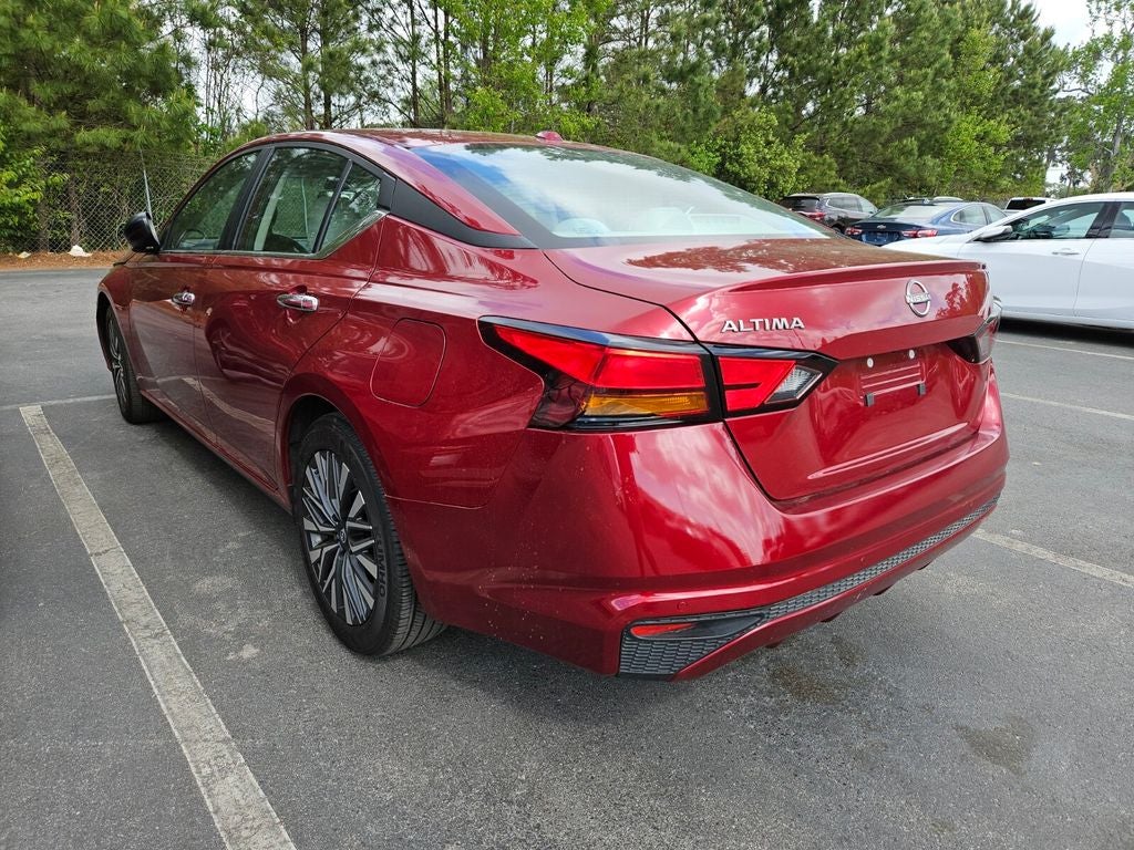 2025 Nissan Altima SV FWD