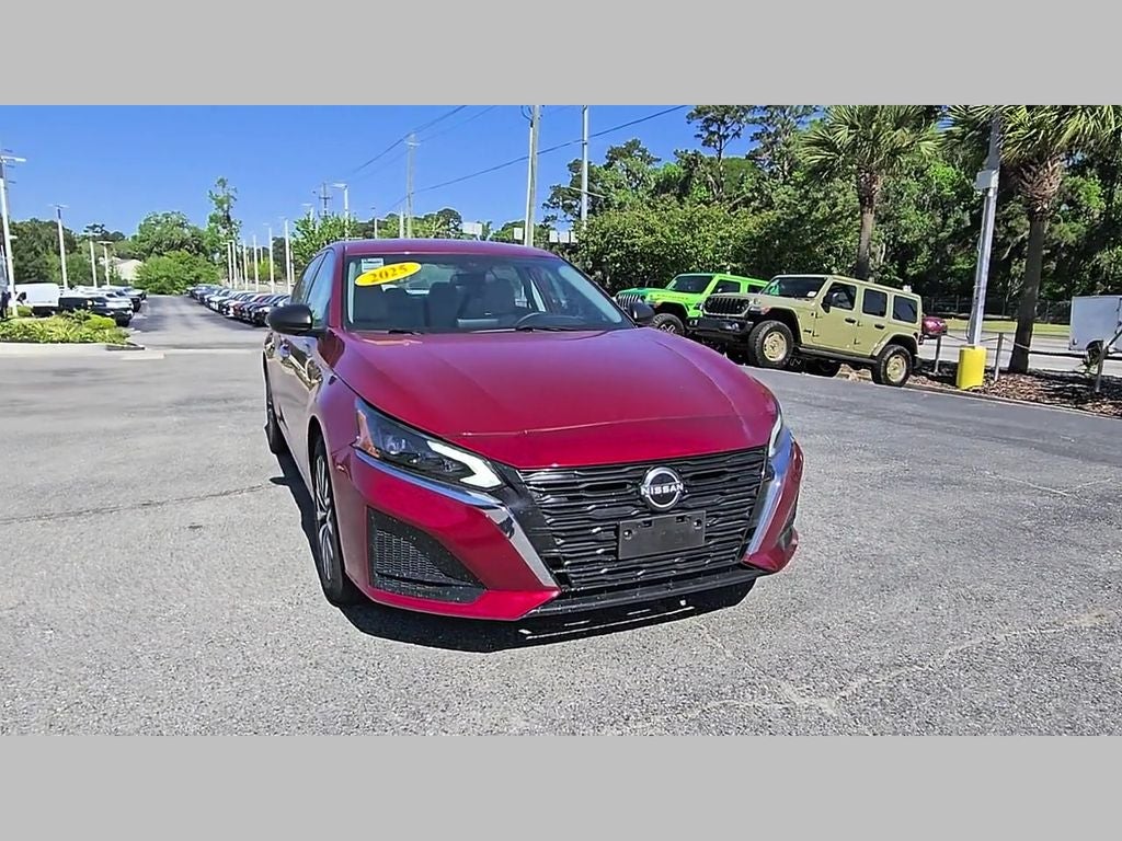 2025 Nissan Altima SV FWD