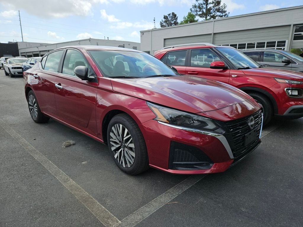 2025 Nissan Altima SV FWD