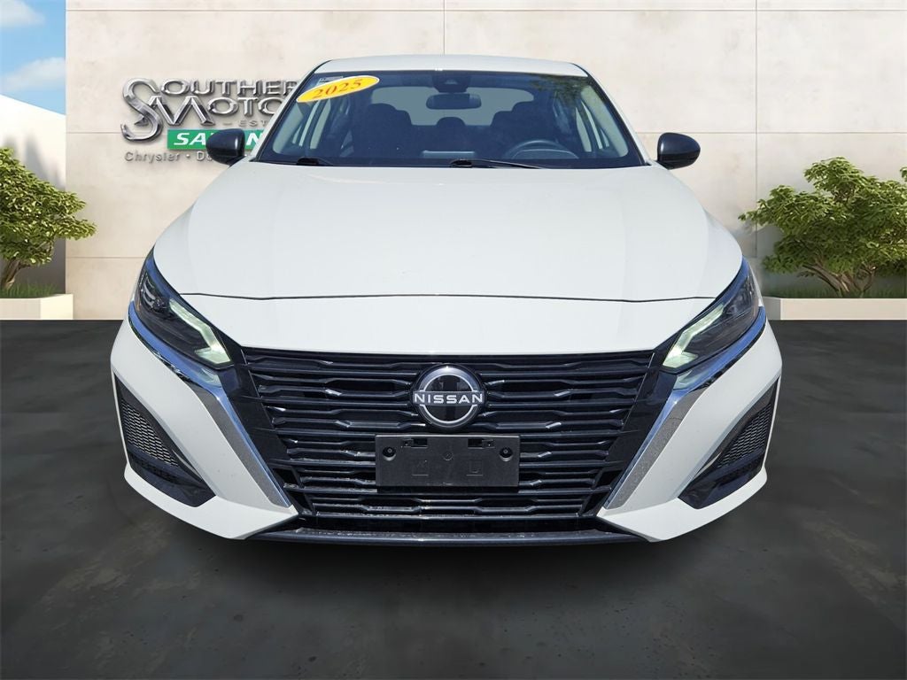 2025 Nissan Altima SV FWD