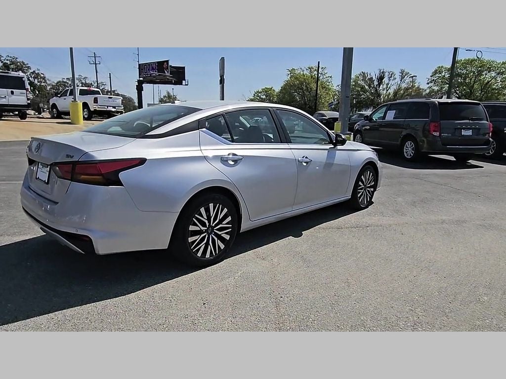 2024 Nissan Altima SV FWD