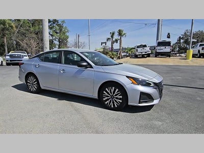 2024 Nissan Altima SV FWD