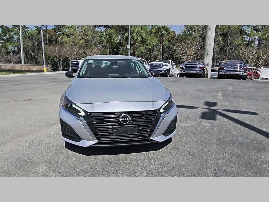 2024 Nissan Altima SV FWD