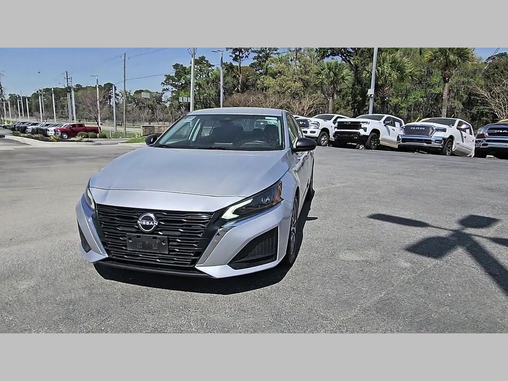2024 Nissan Altima SV FWD