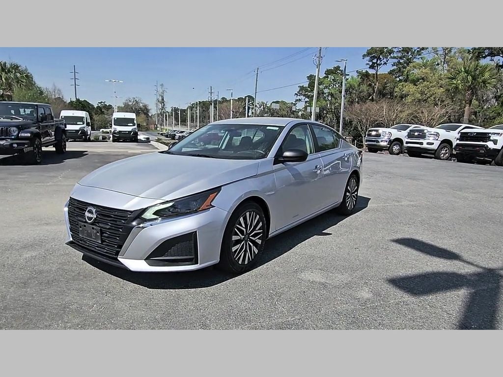 2024 Nissan Altima SV FWD
